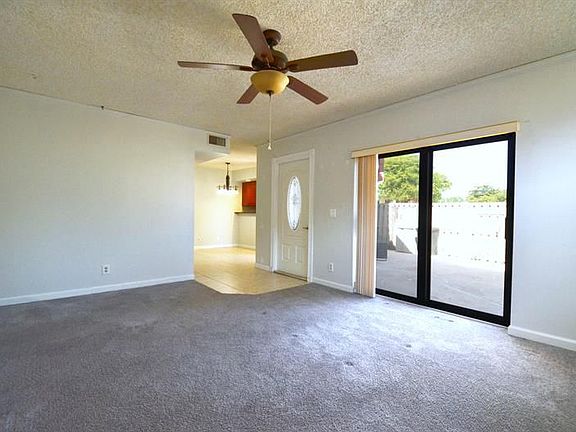 3rd image of 3902 Victoria Dr