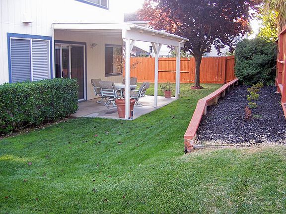 Good sized yard