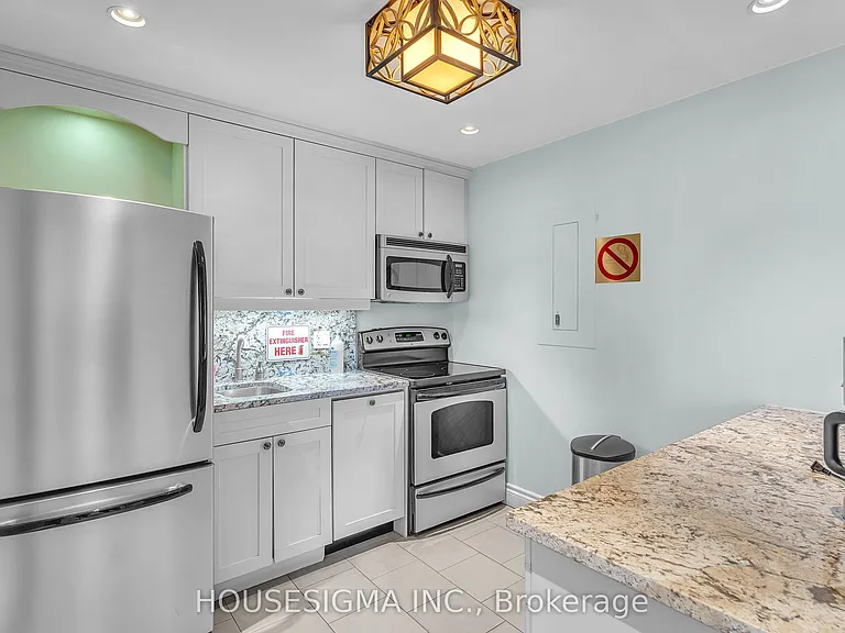 7 Picton St #601 — Photo 24