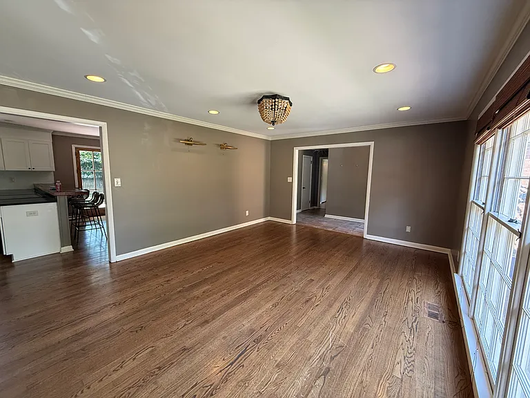 912 San Ramon Ave SE — Photo 10