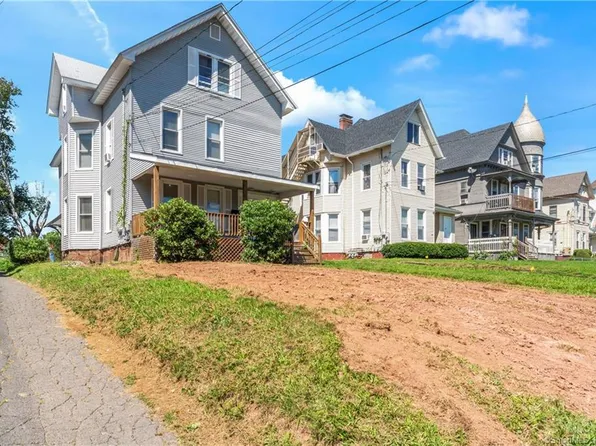 63-65 Linsley Avenue, Meriden, CT 06451