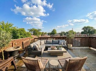 489 Upper Gage Ave #3, Hamilton, ON L8V 4J2