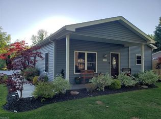 1518 Parkview Dr, Madison, OH 44057