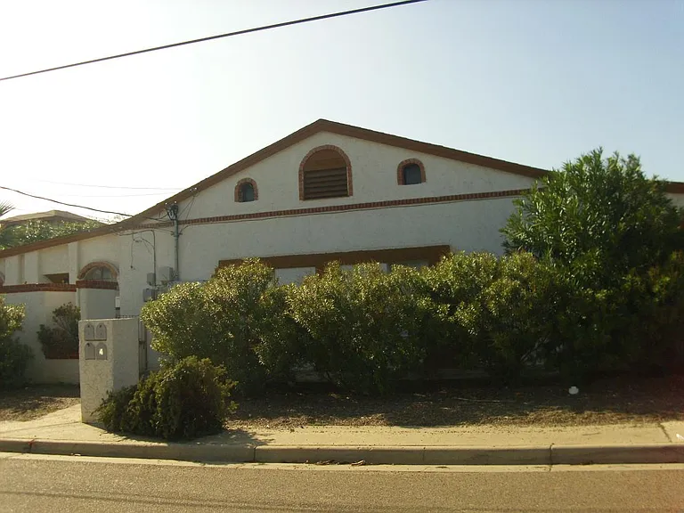 421 Hilltop Rd — Photo 9