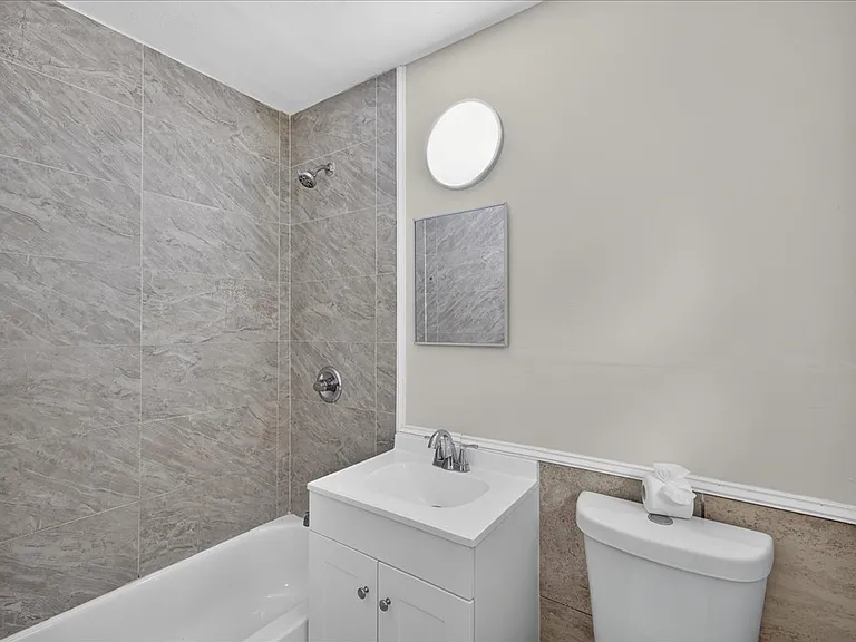 213 Amellia Pl — Photo 20