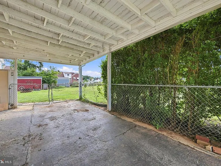 407 Manassas Ave — Photo 38