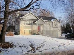 1345 Lorraine Dr, Waterford, MI 48327