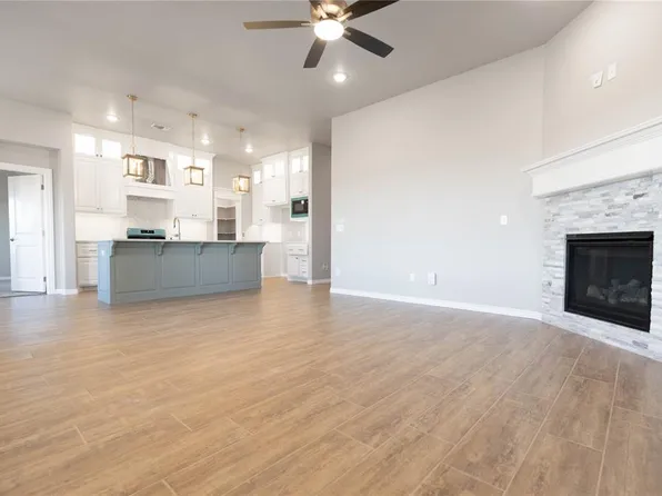 10257 SW 55th Ter, Mustang, OK 73064