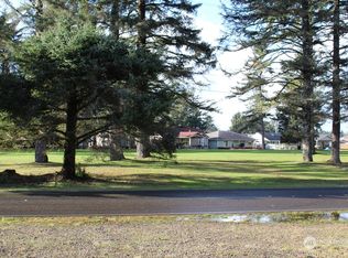152 Dolphin Ave NE, Ocean Shores, WA 98569