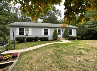 19 Tamarack Cir, Killingly, CT 06241