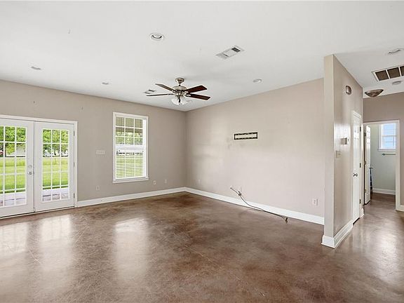 5th image of 40285 Saucier Rd