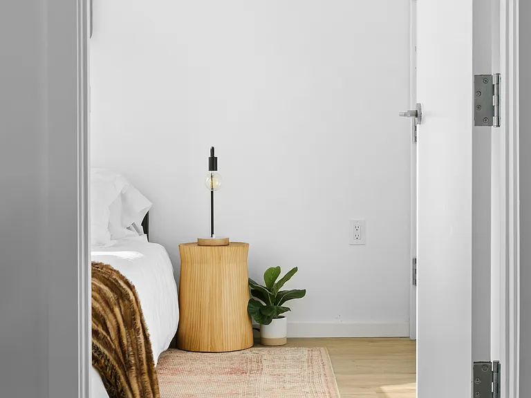 545 Vanderbilt Ave #10G — Photo 12