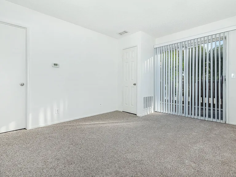 Pinecrest Apartment Homes — Photo 12