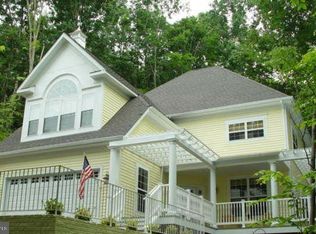 15980 Cove Ln, Dumfries, VA 22025