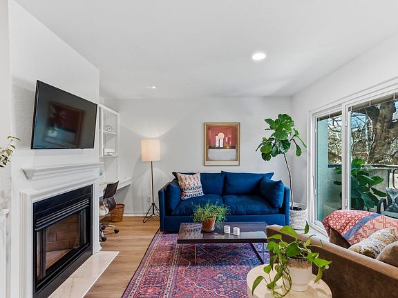 3rd image of 2605 Enfield Rd APT 218