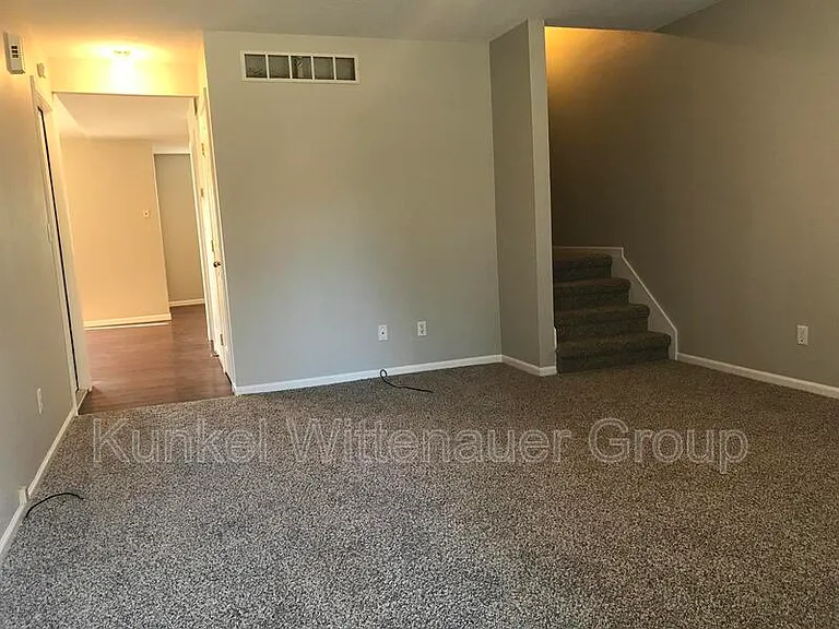 5 Eagle Dr — Photo 3