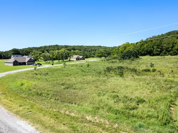 19422 S Deer Trail Rd, Claremore, OK 74019
