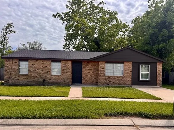 374 Highland Dr, La Place, LA 70068