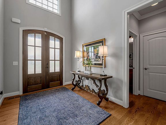 4th image of 2501 Pascoli Pl