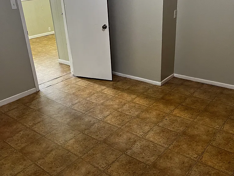608 W Alice Ave #608A — Photo 6