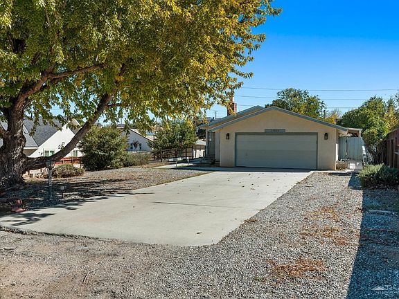 3rd image of 20824 Brentwood Dr