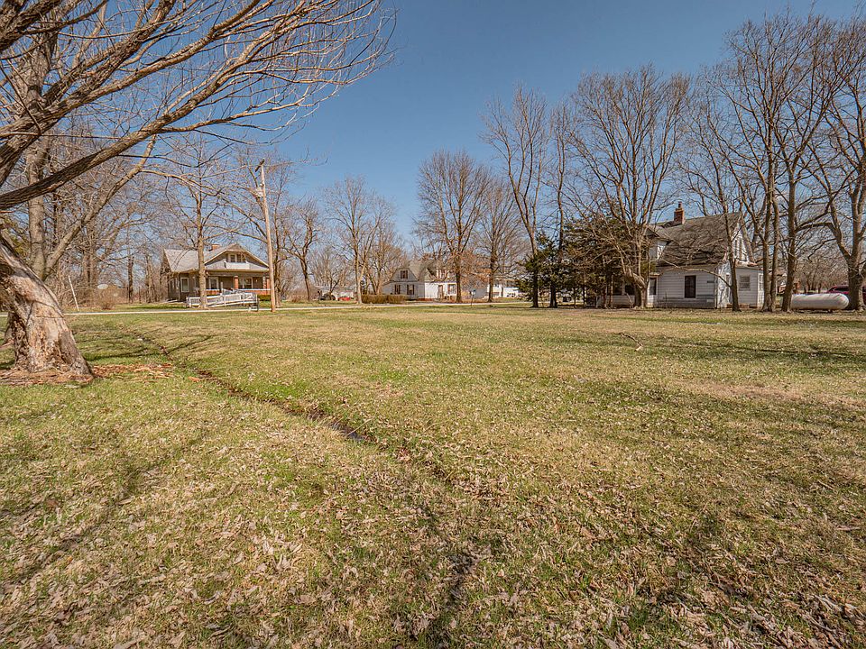 1st image of 154 E Randolph St Lot 5