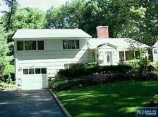 439 W Hudson Ave, Englewood, NJ 07631
