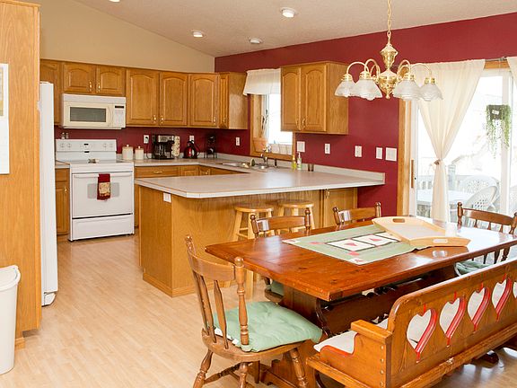 2nd image of 3419 Westmoor Dr
