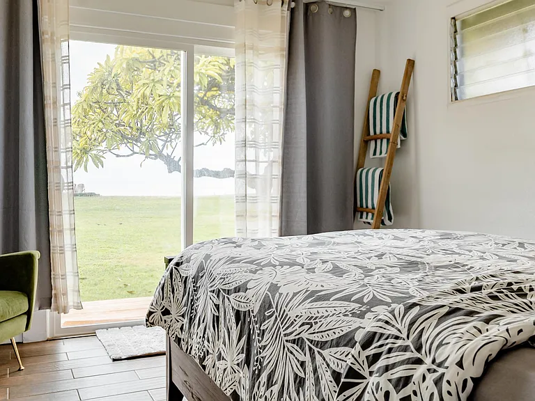 Sleep peacefully to the sounds of the Ewa Beach shoreline.