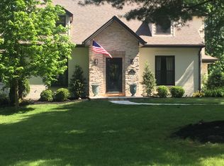 33 Forest Glen Ln, Saint Louis, MO