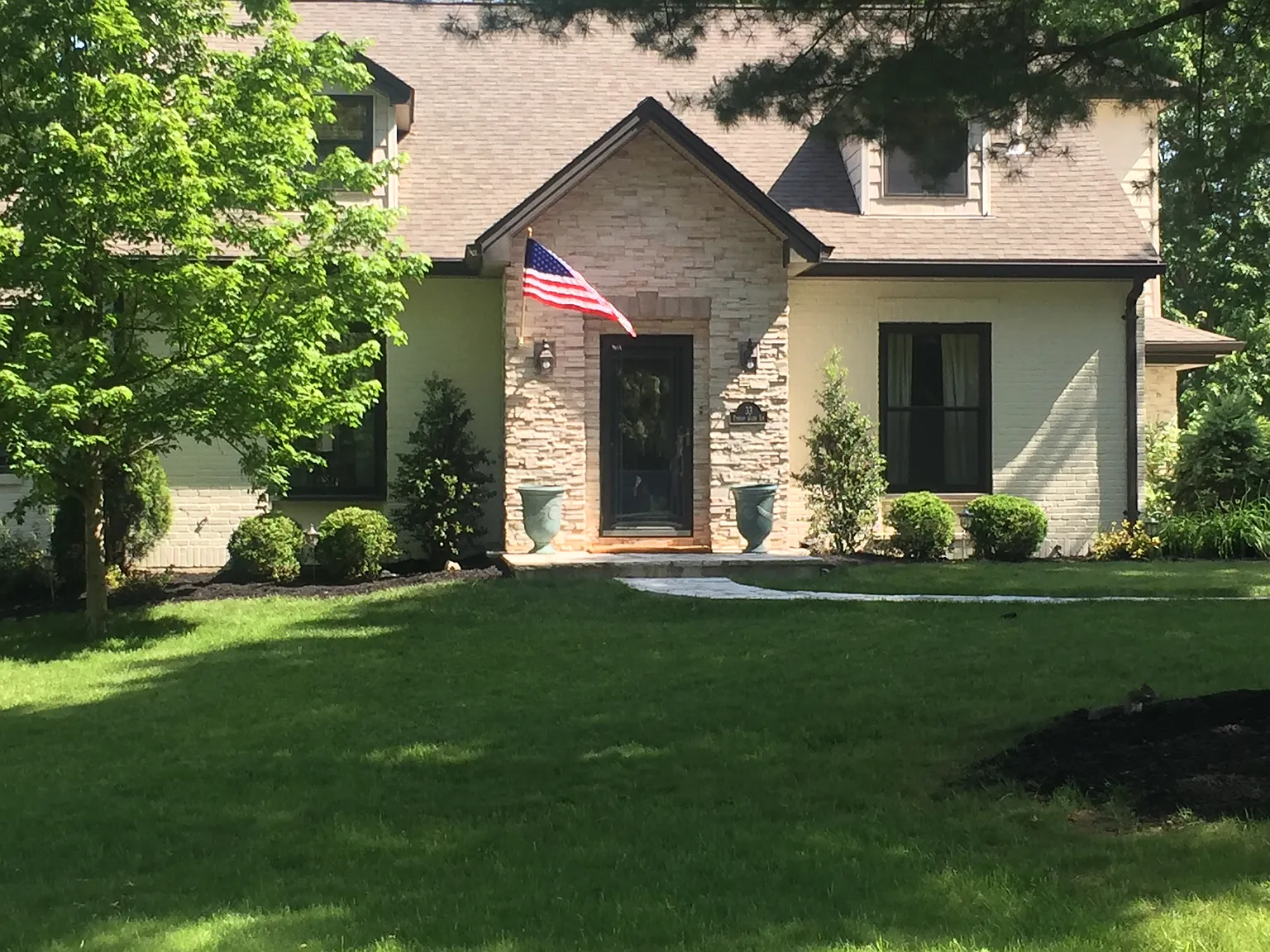 33 Forest Glen Ln photo 1