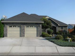 4615 Sego Lily Ct, Pasco, WA