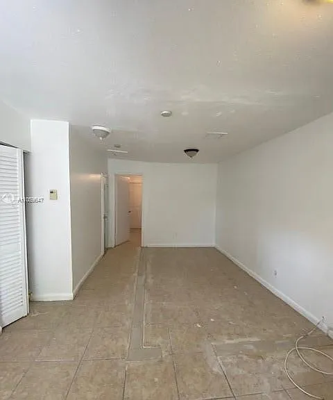 2012 NW 42nd St #R — Photo 31