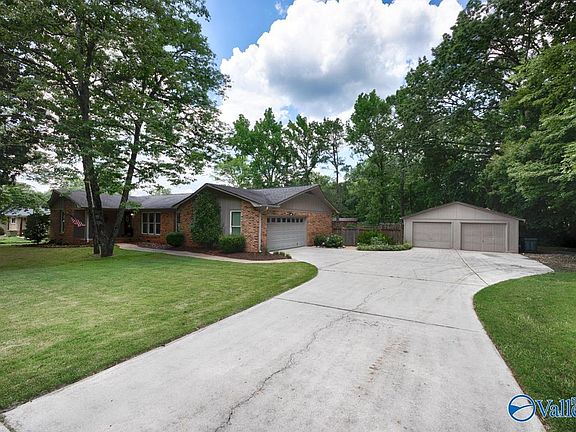 5th image of 1413 Wind River Dr SE