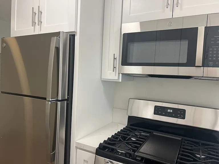 CSD - 1504 Robinson Avenue — Photo 11