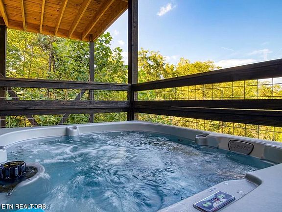 3rd image of 3305 Red Wolfe Rd