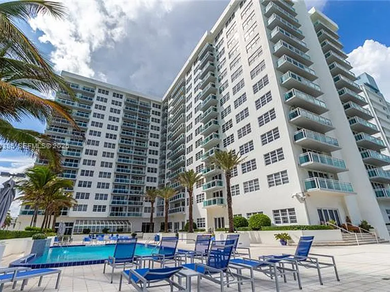 6917 Collins Ave #715 — Photo 28