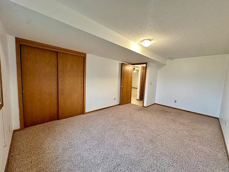 3610 Alburnett Rd — Photo 20