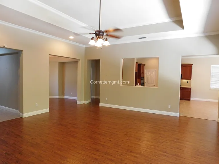 231 Lanfranco Cir — Photo 5