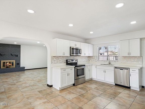 5th image of 2215 N 58TH Drive