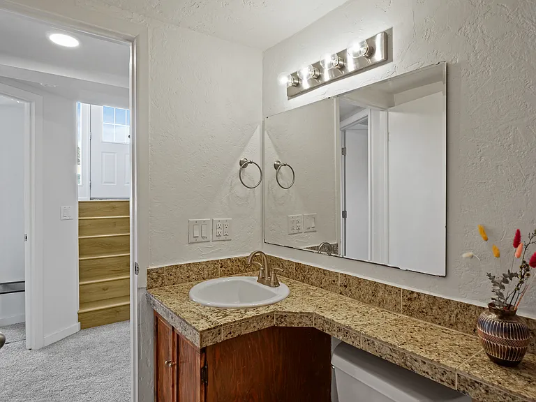 461 Cascade Cir — Photo 30