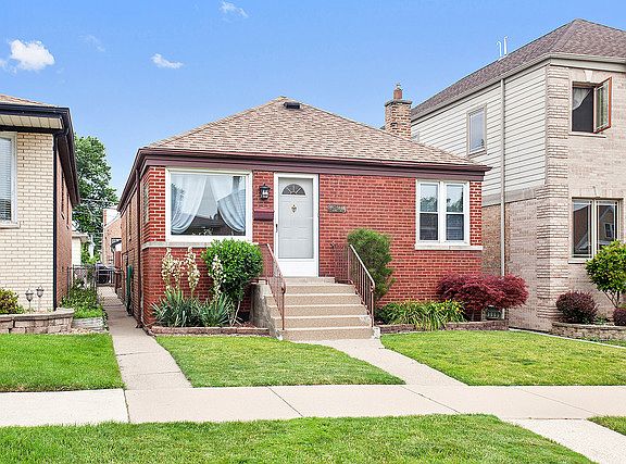 2nd image of 5444 S Nordica Ave
