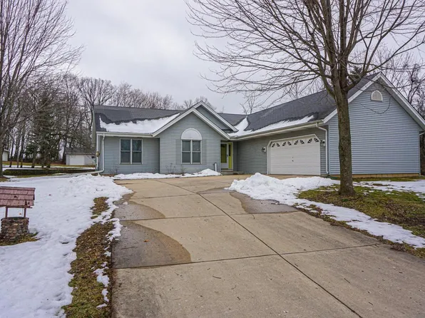 2200 West Grays LANE, Oak Creek, WI 53154