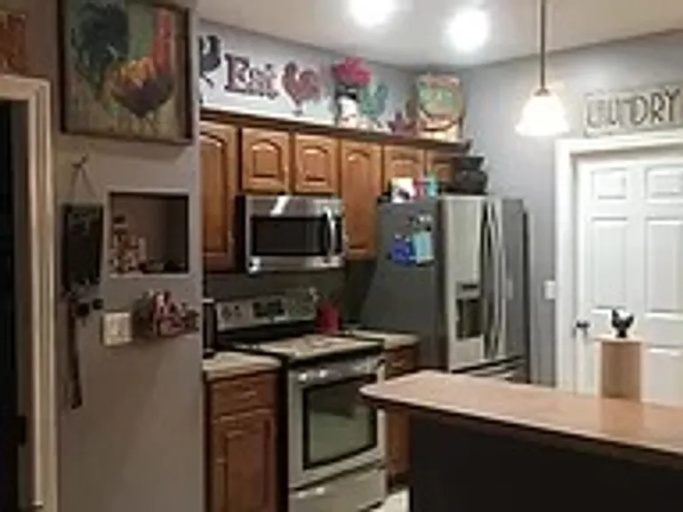 82 Sunkist Dr — Photo 3