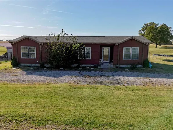 501 S 21st St, Blackwell, OK 74631