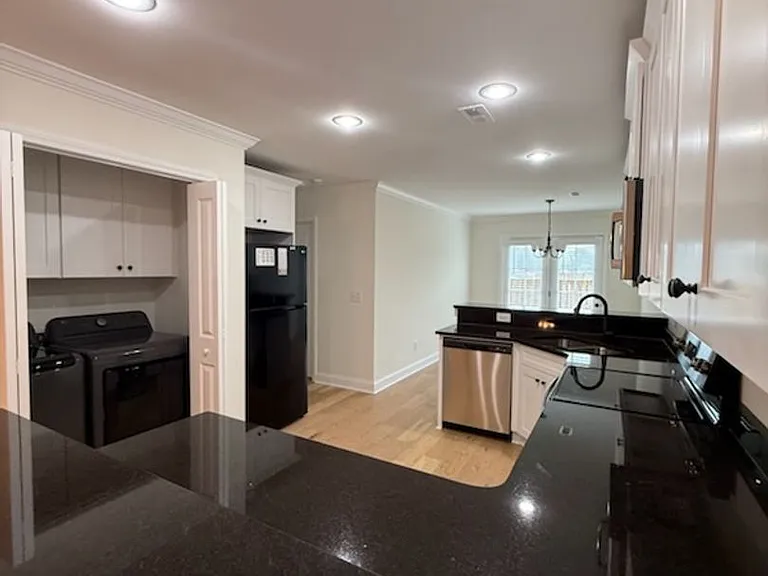 1321 Egrets Point — Photo 5
