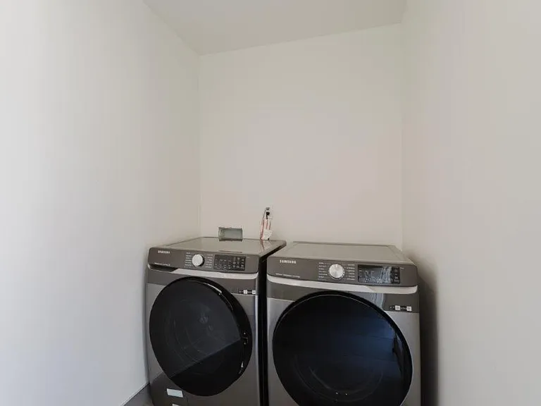 8119 Shadyglade Ave — Photo 49