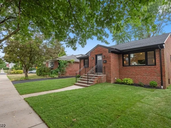 160 Baldwin Pl, Bloomfield Twp., NJ 07003