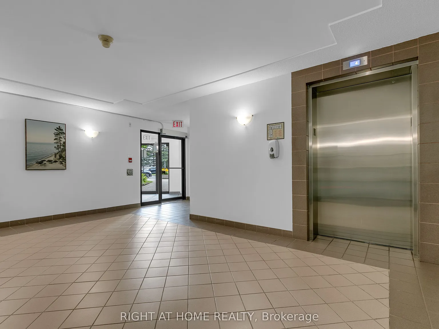 2 bed, $2,250 — Photo 2