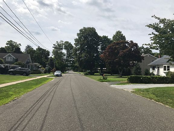 4th image of 55 N Ocean Ave
